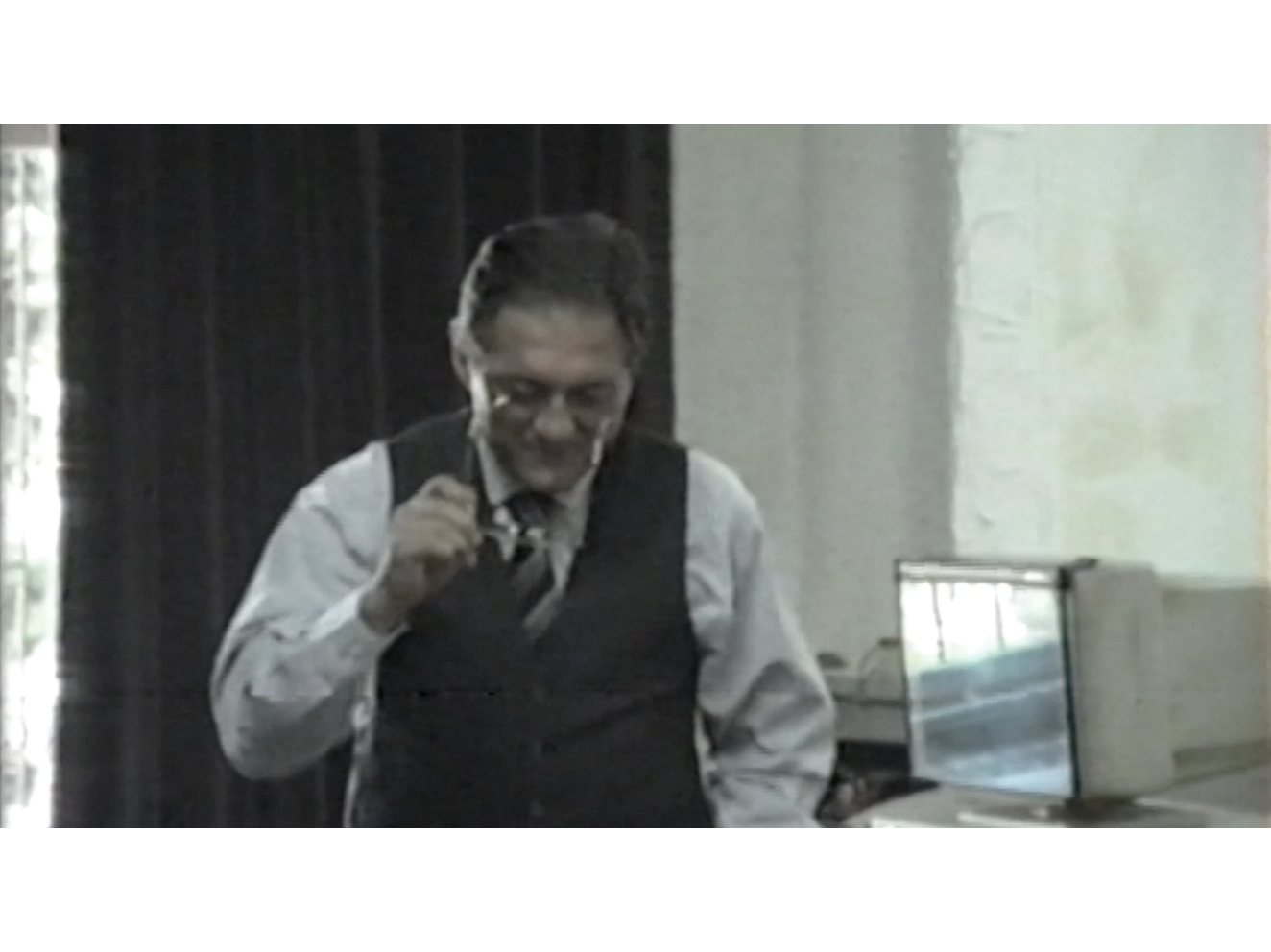 Ziya Tanalı Attar Sokak Ofis